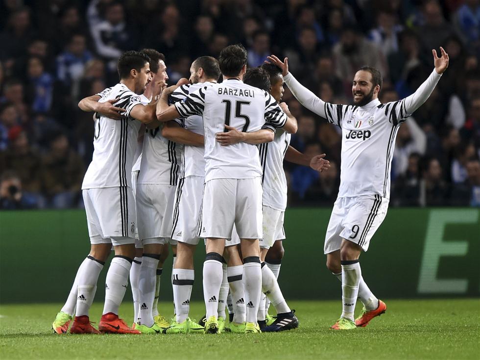 FC26美丽足球：维蒂尼亚、德容领衔，金外脚背夸雷斯马在列（FC26华丽球风：德容携维蒂尼亚领衔，金外脚背夸雷斯马上榜）