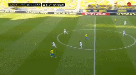 禁区内头球补射破门，毕津浩收获大连英博生涯首球