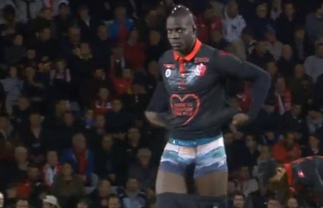 加图索：我为1-4的比分向意大利球迷道歉，下半场令人失望（加图索为1-4失利向意大利球迷道歉：下半场表现令人失望）