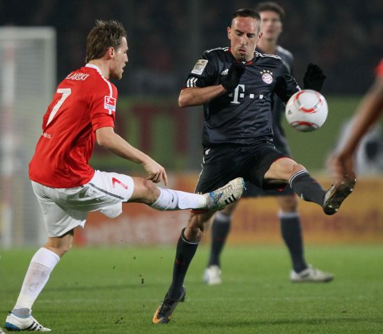 迪亚斯：这是一个充满情绪的夜晚；祝阿什拉夫能早日重返赛场（迪亚斯：情绪起伏的一晚，盼阿什拉夫尽快重返赛场）