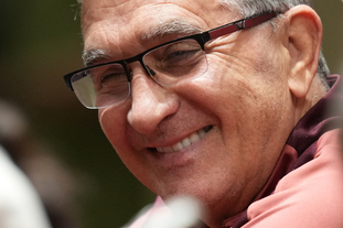 总价超百万!国羽世界冠军夫妇一周连办三场婚礼,将合体登跨年晚会（一周三场婚礼耗资逾百万元，国羽世界冠军伉俪将携手亮相跨年晚会）